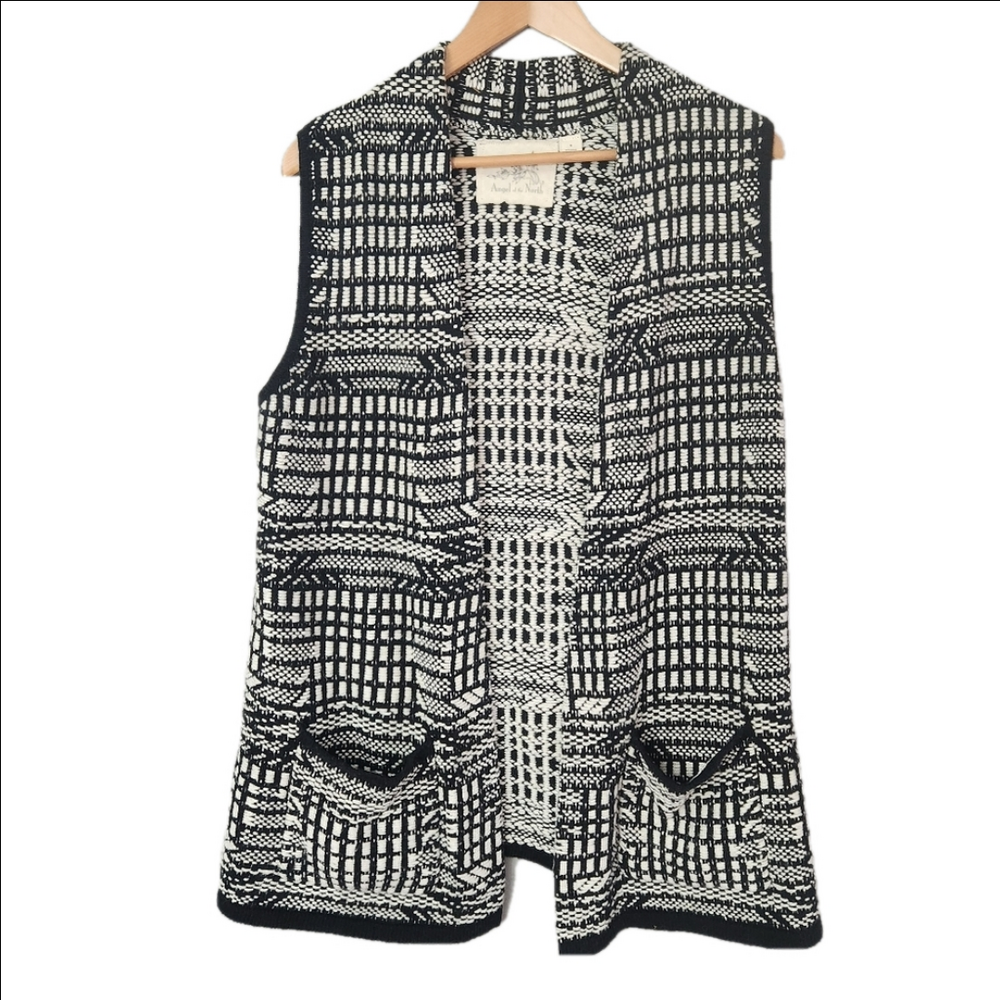 Anthropologie | Angel of The North black and white open sweater vest size Medium
